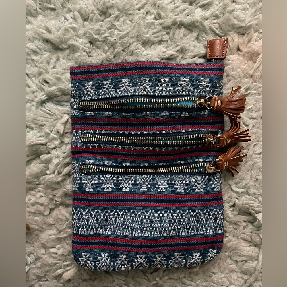 Purse - Picture 2 of 6